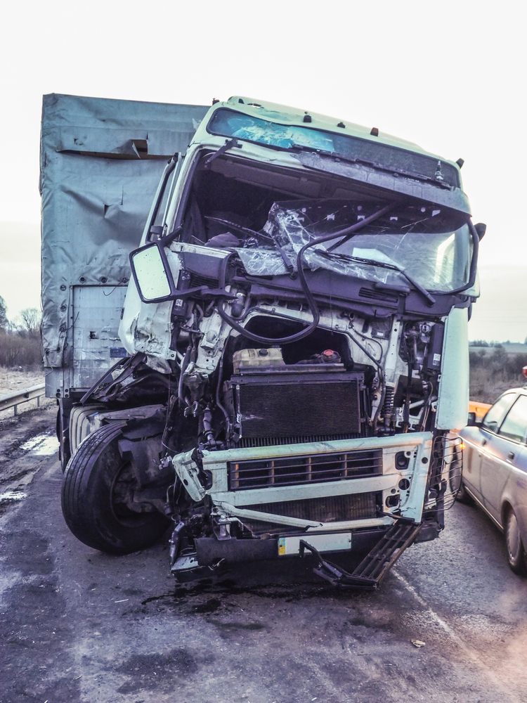 damaged truck from catastrophic accident in Mississippi and in need of personal injury lawyer